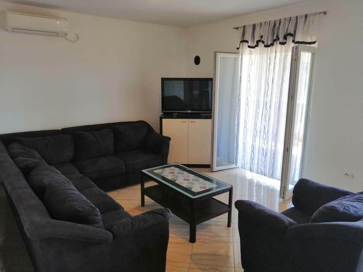 Apartman Rosanda Posedarje Exterior photo